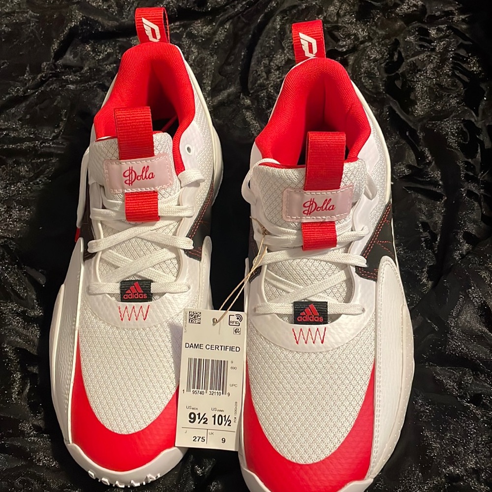 Dame 8 certified basketball shoe